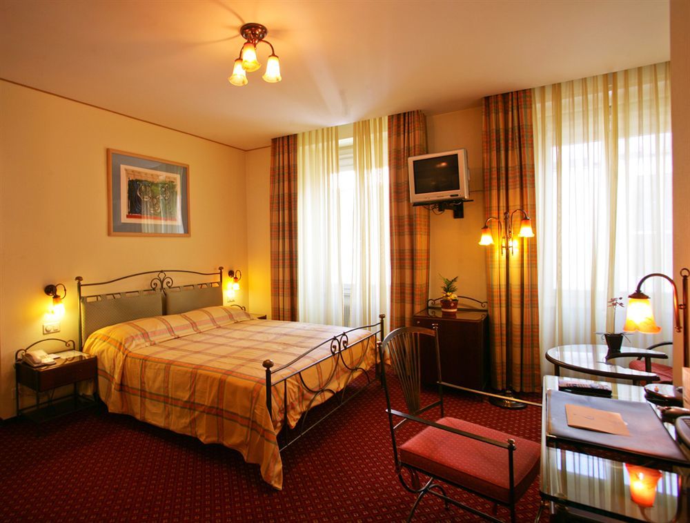 Hotel Eden Palace Au